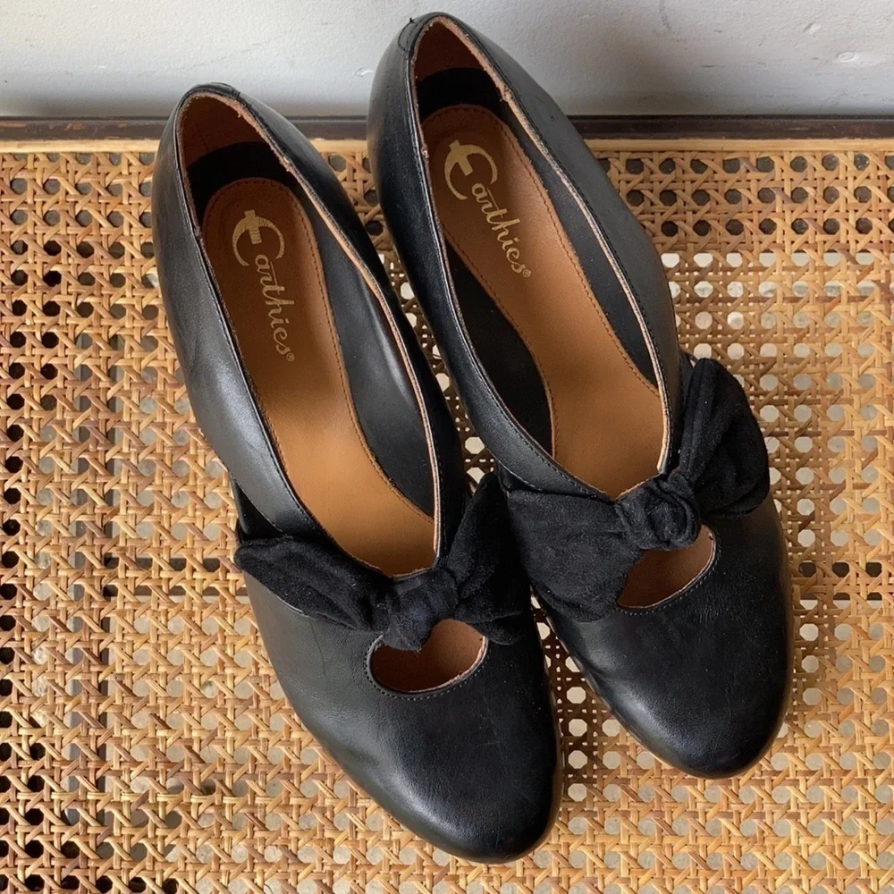 Earthies Bristol Leather Wedge Mary Janes